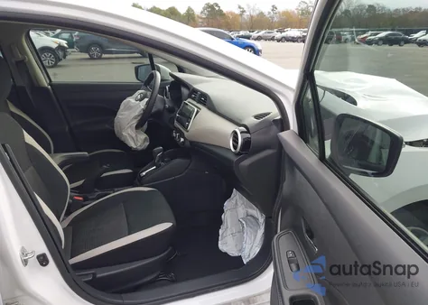 2020 Nissan Versa Sv Xtronic Cvt z USA, uszkodzony, nr VIN 3N1CN8EV2LL844651